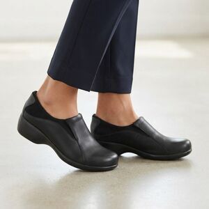 I Love Comfort Shoes 9 Smooth Black Leather Loafers Well Padded Minimalist